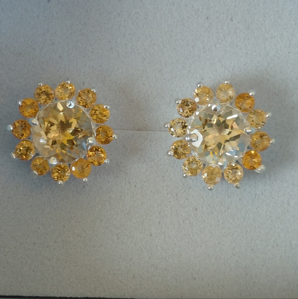 Citrine Flower Silver Stud Earrings - Picture 3 of 10